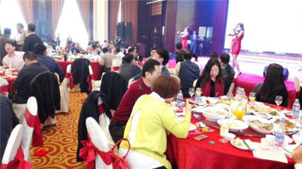 北京婚礼庆典演出公司——找飞月，开启您独一无二的庆典盛宴